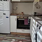 Harmony Ρούσε